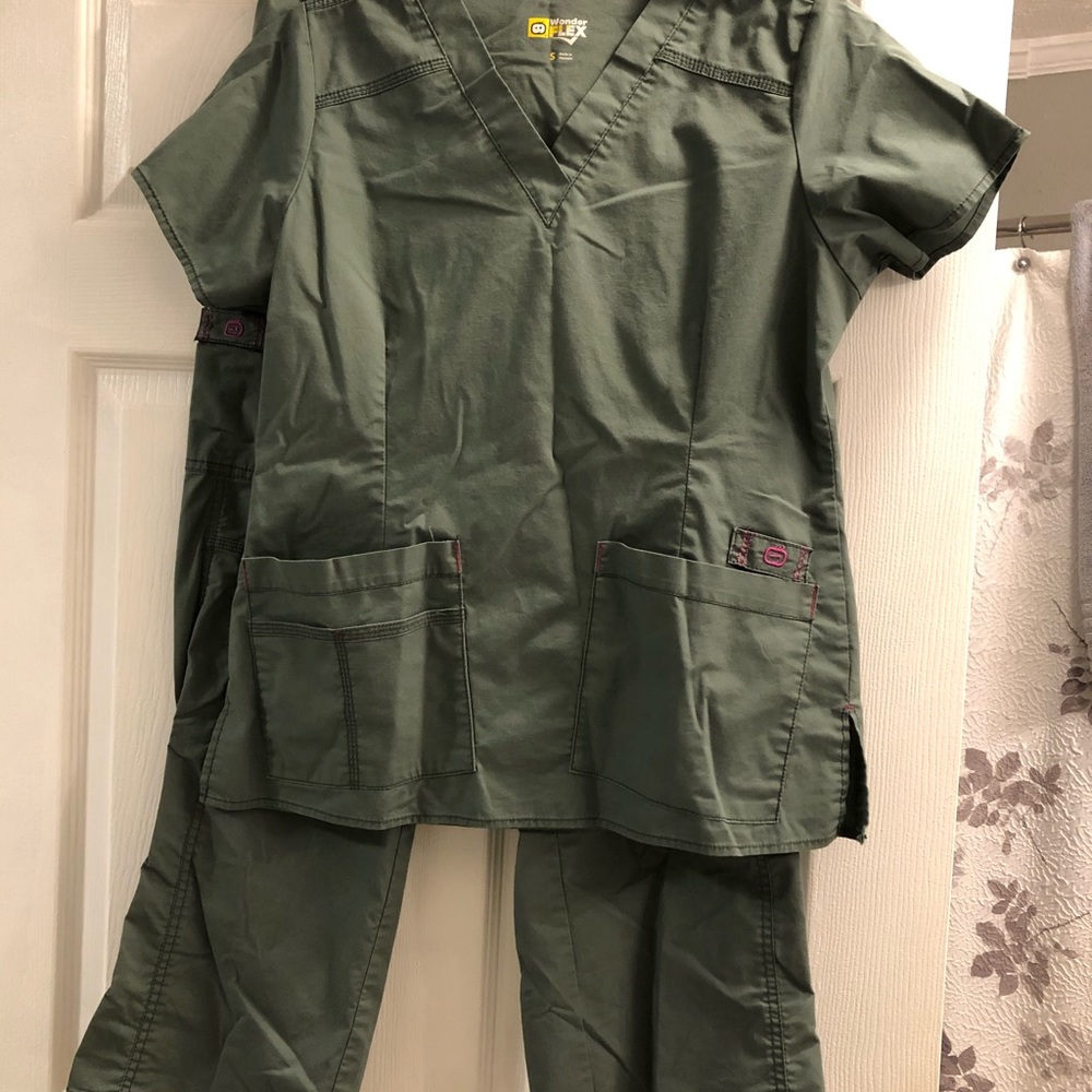 Scrub Set